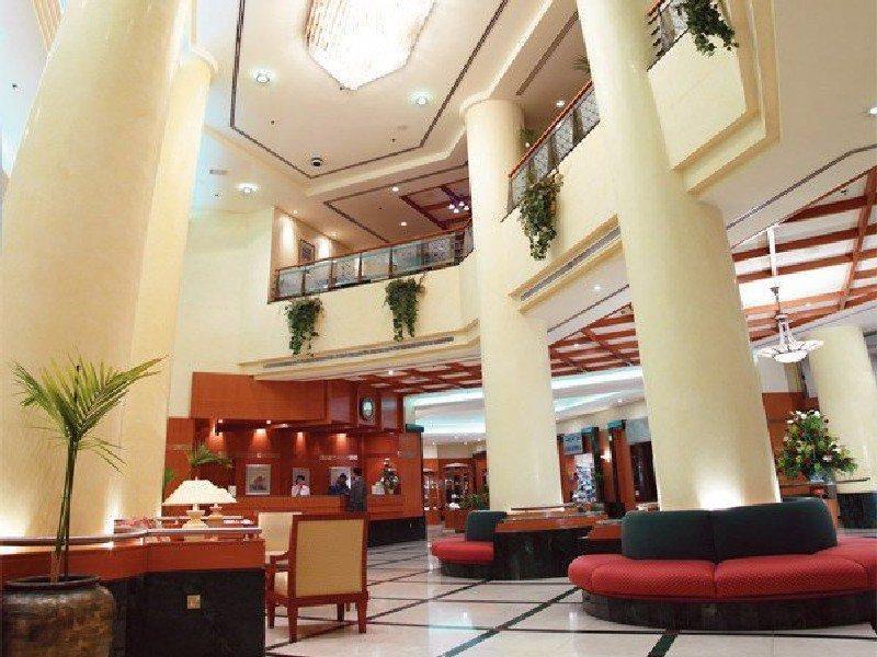 Swiss-Belhotel Sharjah Interno foto