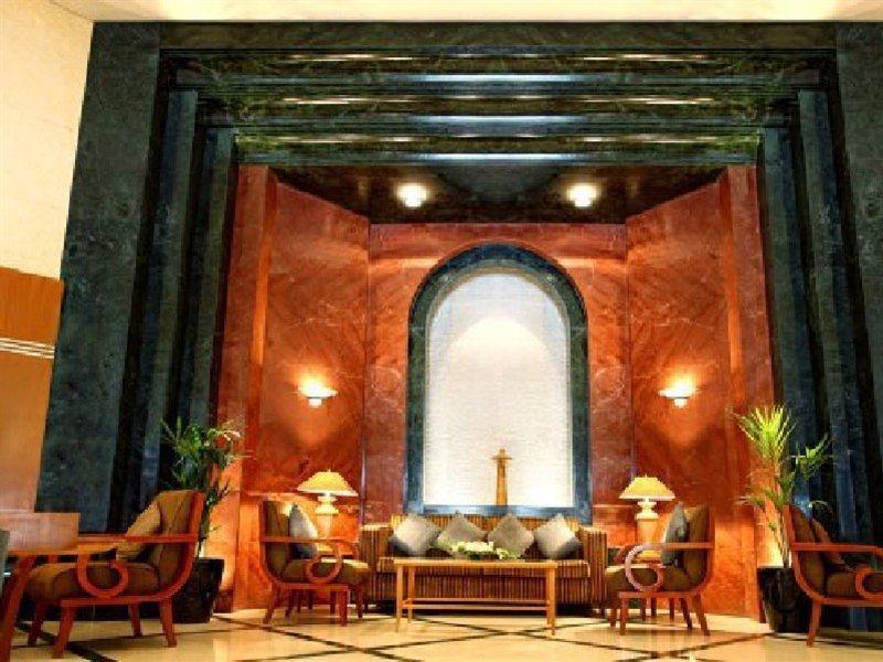 Swiss-Belhotel Sharjah Esterno foto